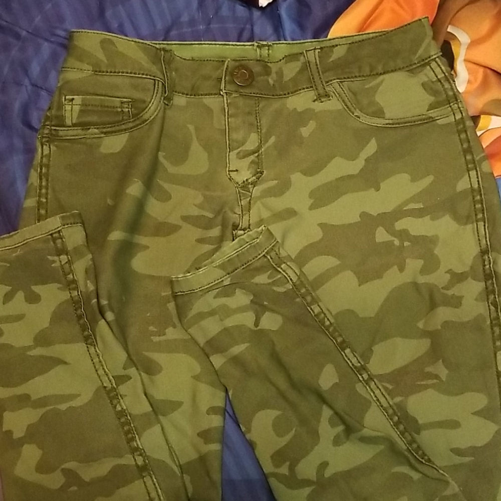 Reverable camo jeans